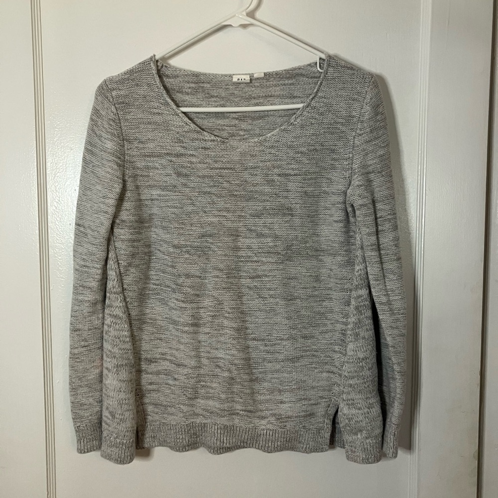 GAP Light Gray Knit Top